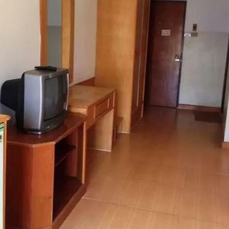 Skaw Beach Hotel Паттайя Экстерьер фото