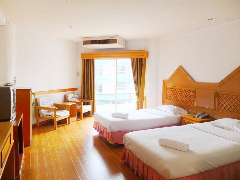 Skaw Beach Hotel Паттайя Экстерьер фото